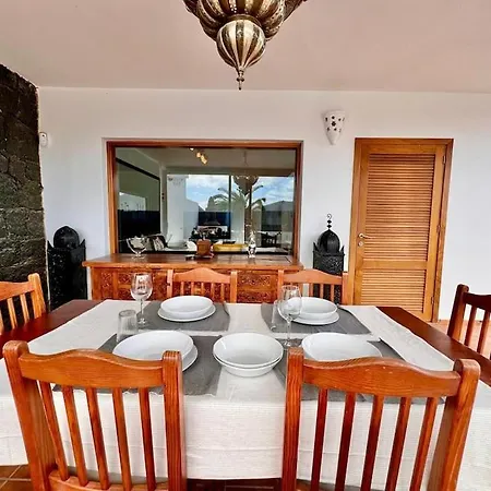 Bali Villa Playa Blanca (Lanzarote)